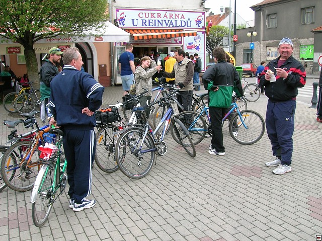 img00017.jpg