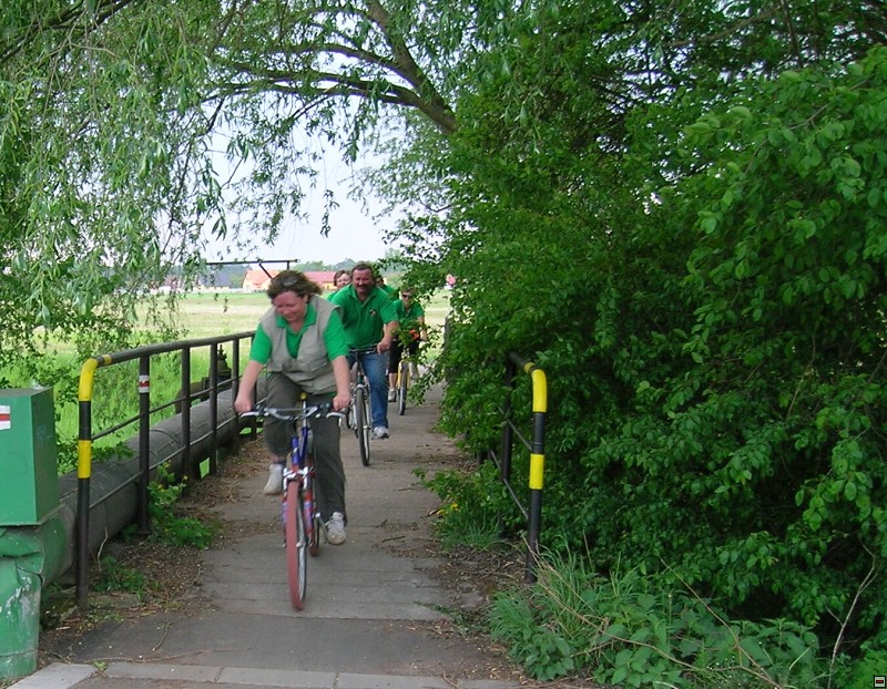 img00018.jpg