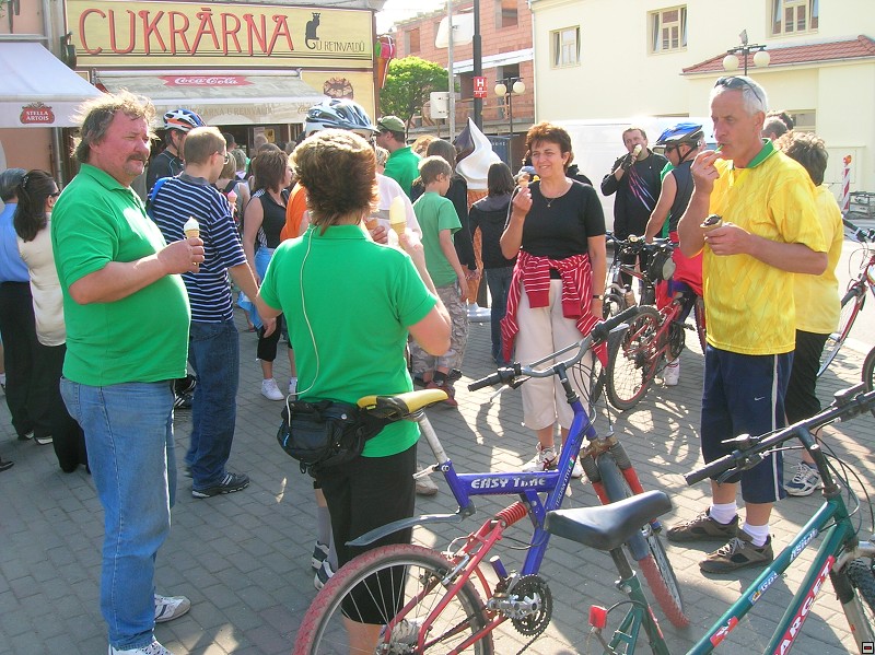 img00027.jpg