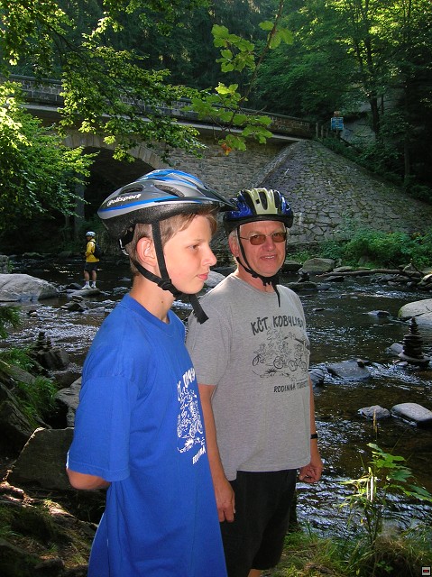 img00017.jpg