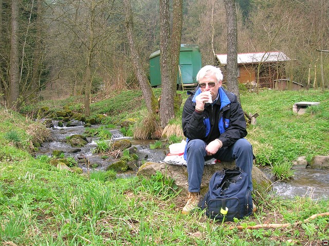 img00009.jpg
