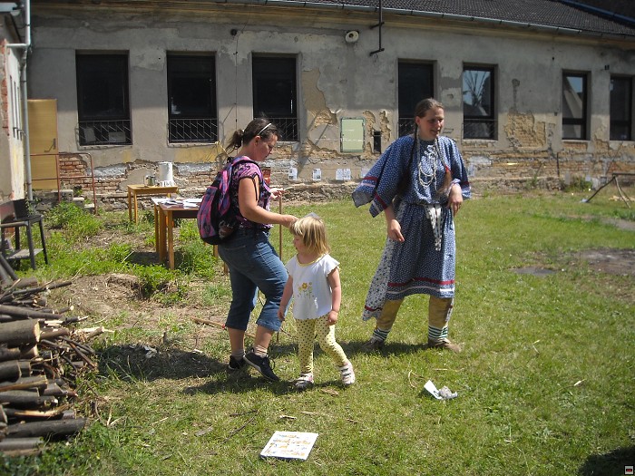 img00020.jpg