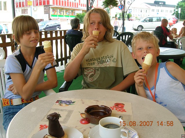 img00054.jpg