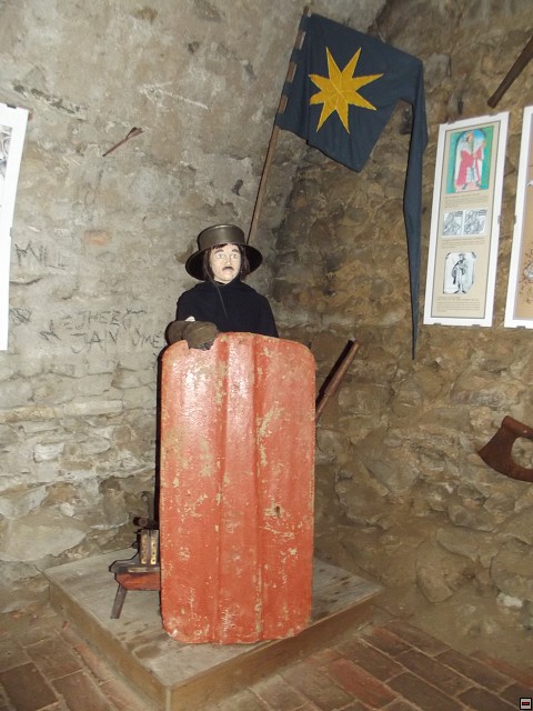 img00100.jpg