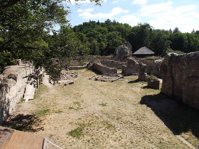 img00104.jpg