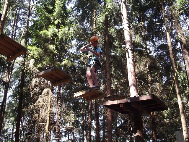 img00215.jpg