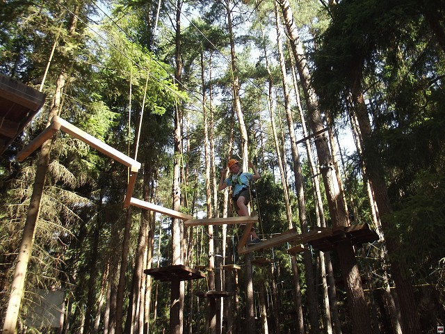 img00221.jpg