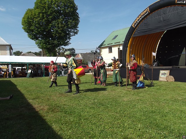 img00244.jpg