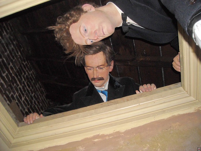 img00100.jpg