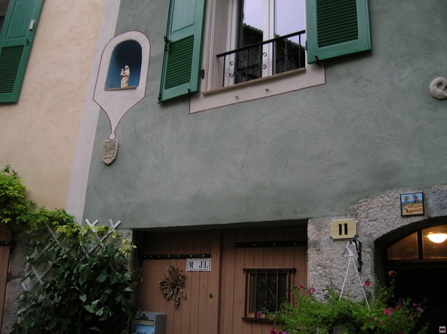 img00057.jpg