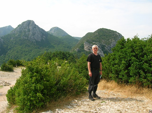 img00062.jpg