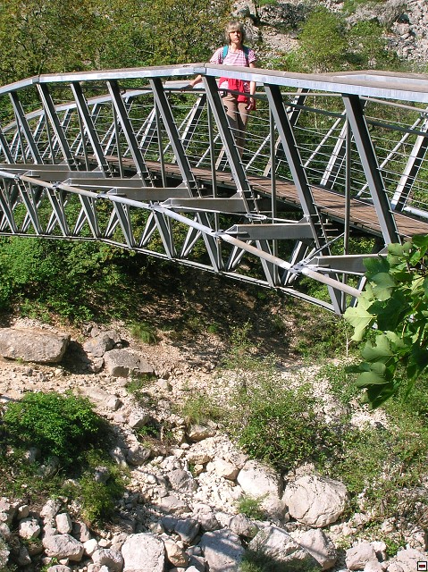 img00094.jpg