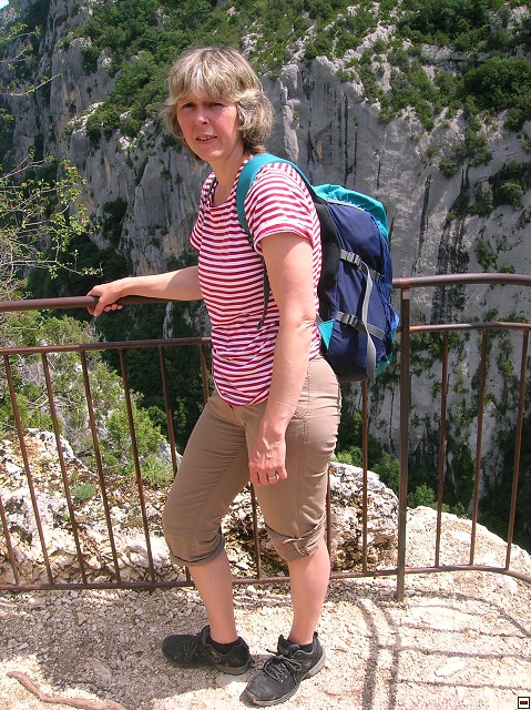 img00108.jpg