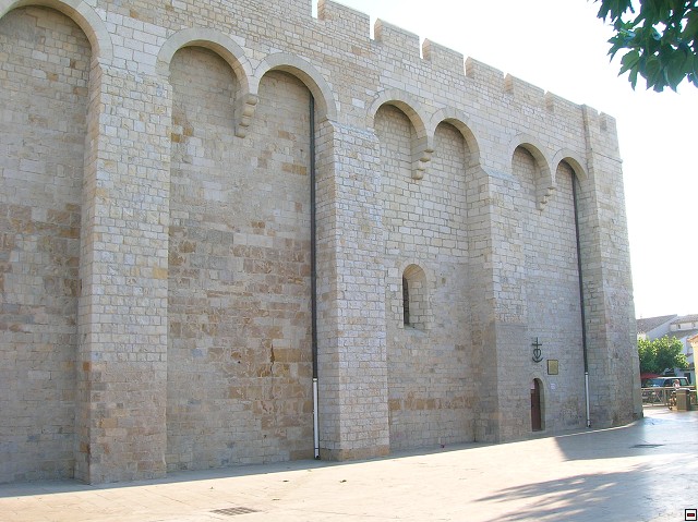 img00182.jpg