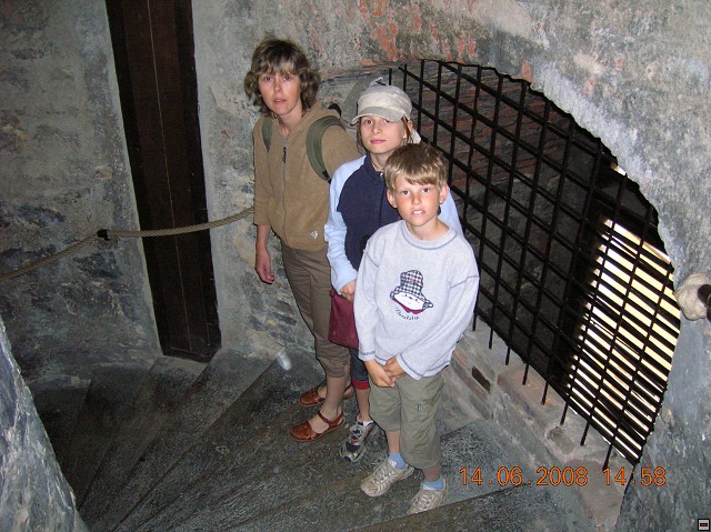 img00021.jpg