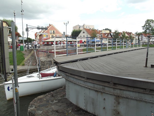 img00020.jpg
