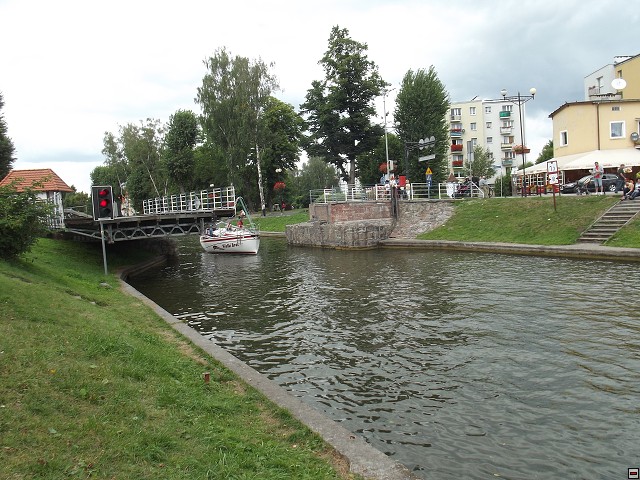 img00021.jpg