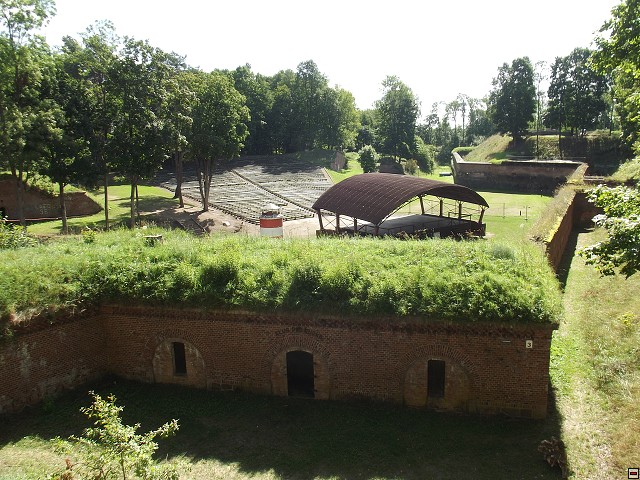 img00063.jpg