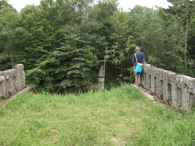 img00075.jpg