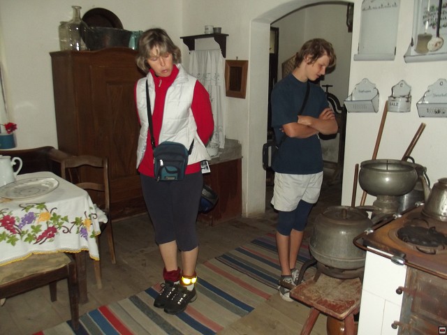 img00129.jpg
