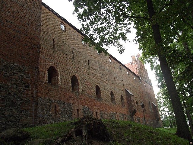 img00185.jpg