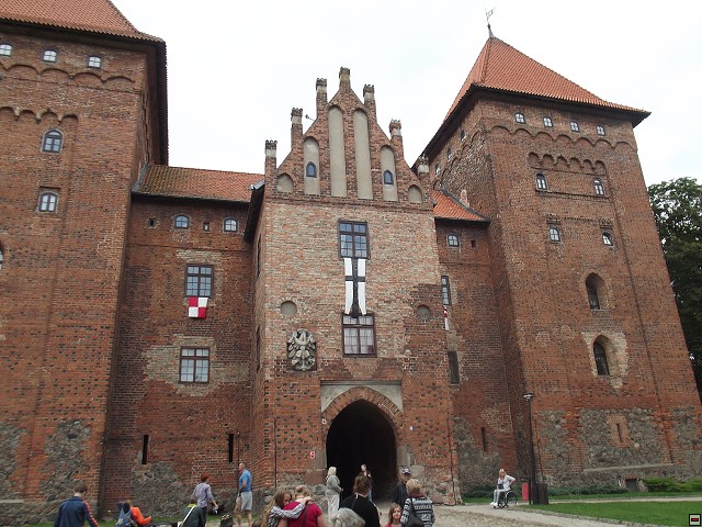 img00189.jpg