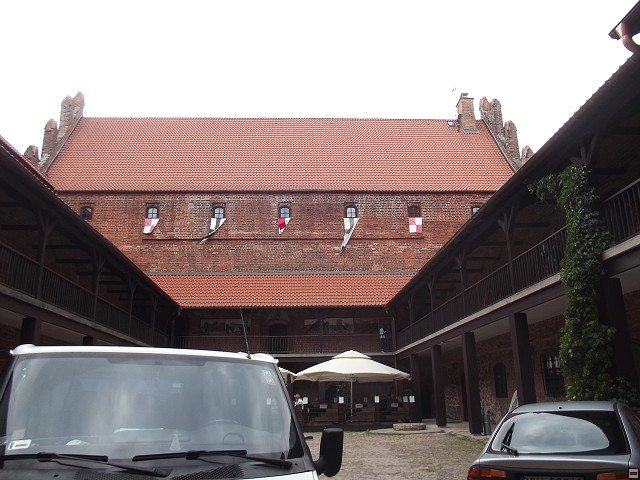 img00190.jpg