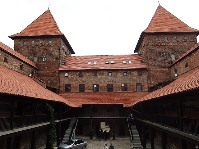 img00194.jpg
