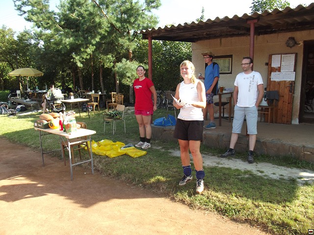 img00100.jpg