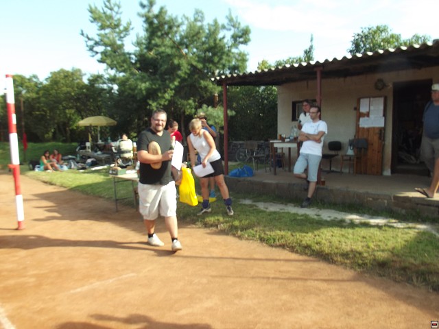 img00106.jpg