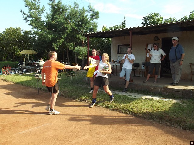 img00107.jpg