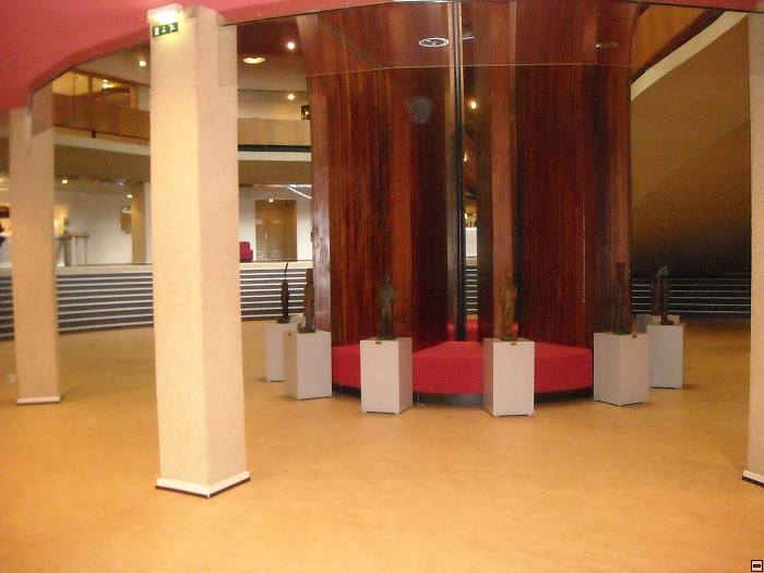 img00020.jpg