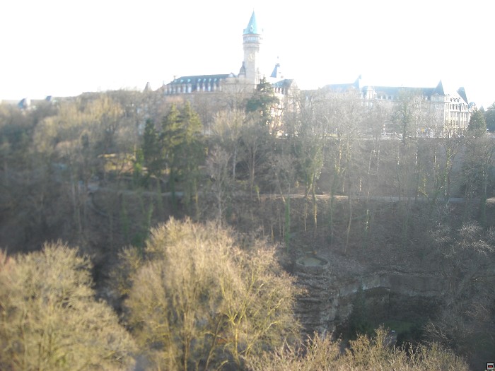 img00048.jpg