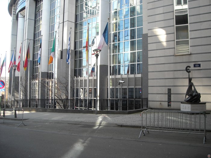 img00063.jpg