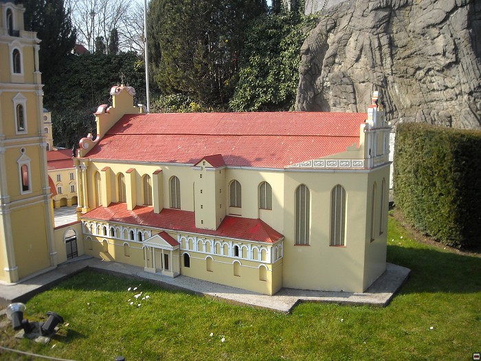 img00089.jpg