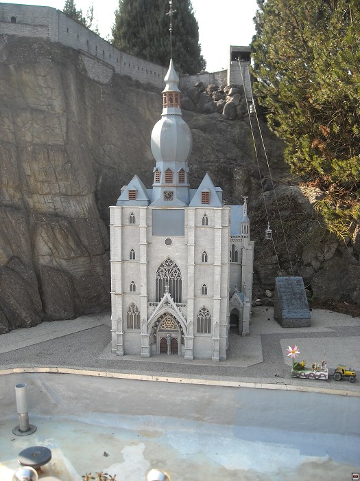 img00092.jpg