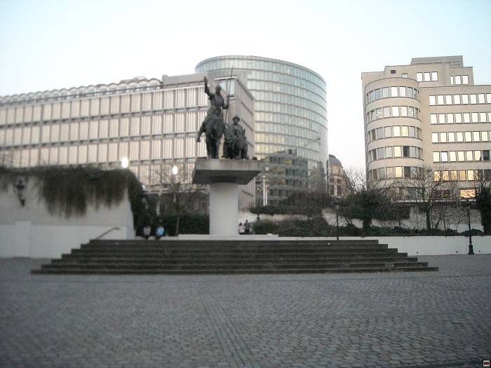img00129.jpg
