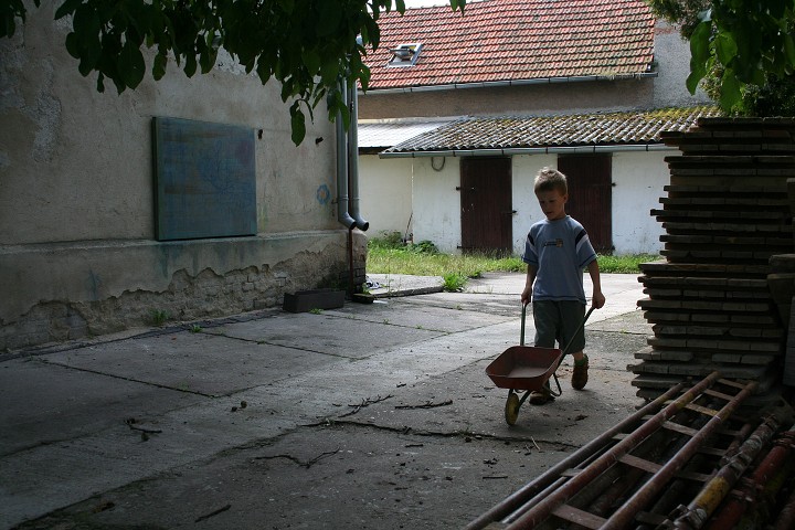 img00067.jpg