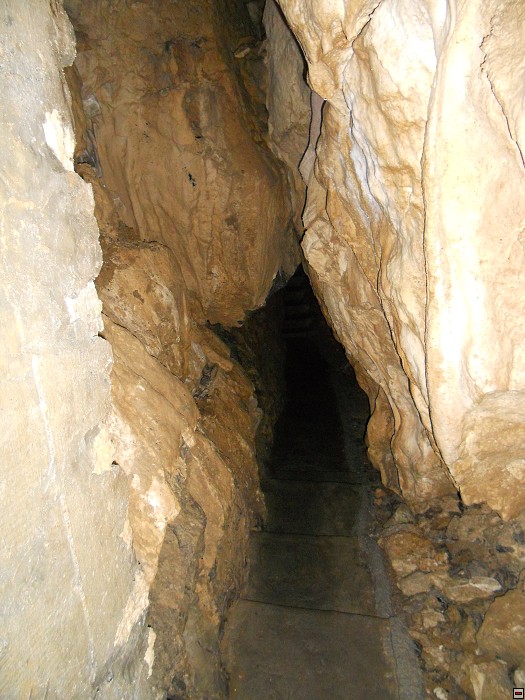img00057.jpg