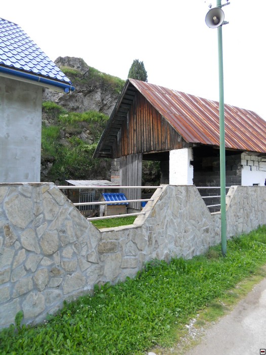 img00379.jpg