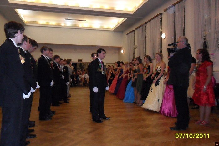 img00019.jpg