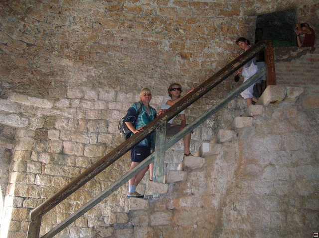 img00074.jpg