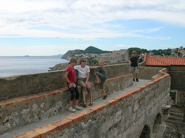 img00101.jpg