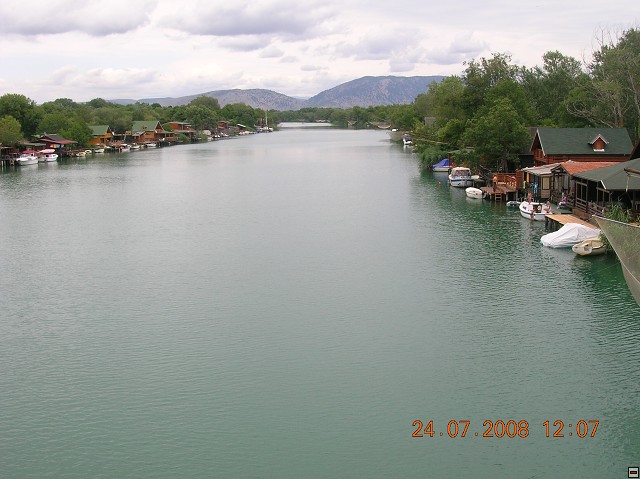 img00122.jpg