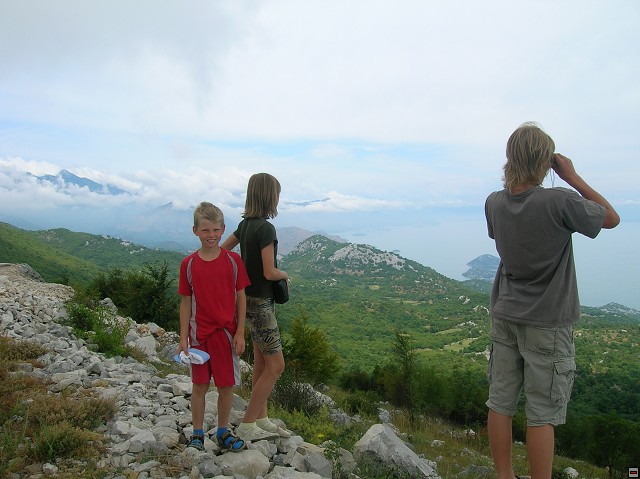 img00143.jpg