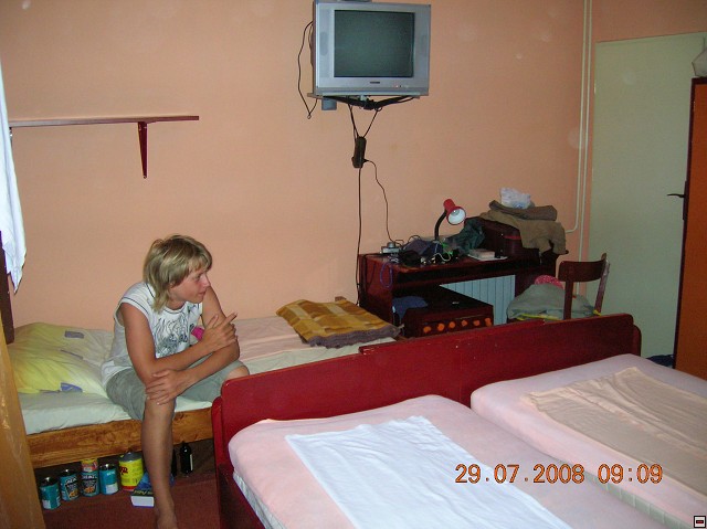 img00305.jpg