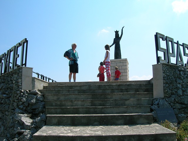 img00330.jpg