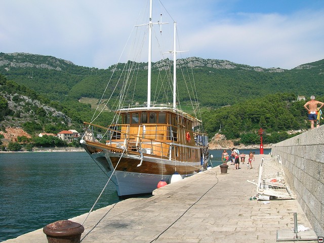 img00402.jpg