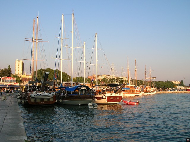 img00427.jpg
