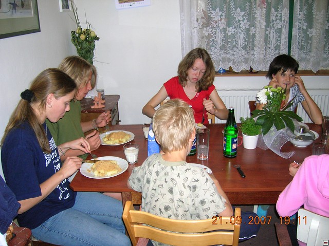 img00003.jpg